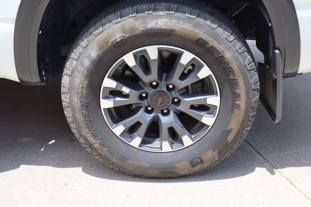 Used 2024 Nissan Titan PRO-4X w/ Pro-4x Convenience Package AWD/4WD image 30