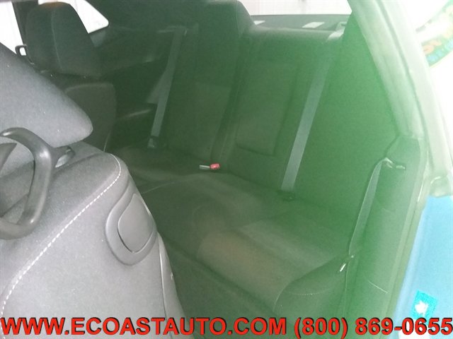 Used 2015 Dodge Challenger R/T RWD image 14