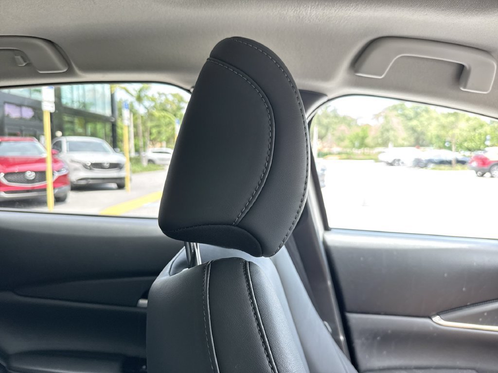 Certified 2024 MAZDA CX-30 AWD 2.5 S w/ Preferred Package image 20