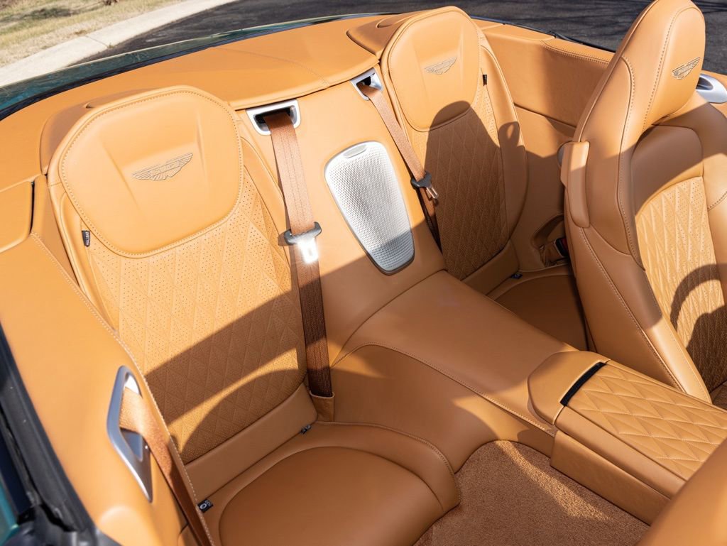 Used 2025 Aston Martin DB12 Volante image 53