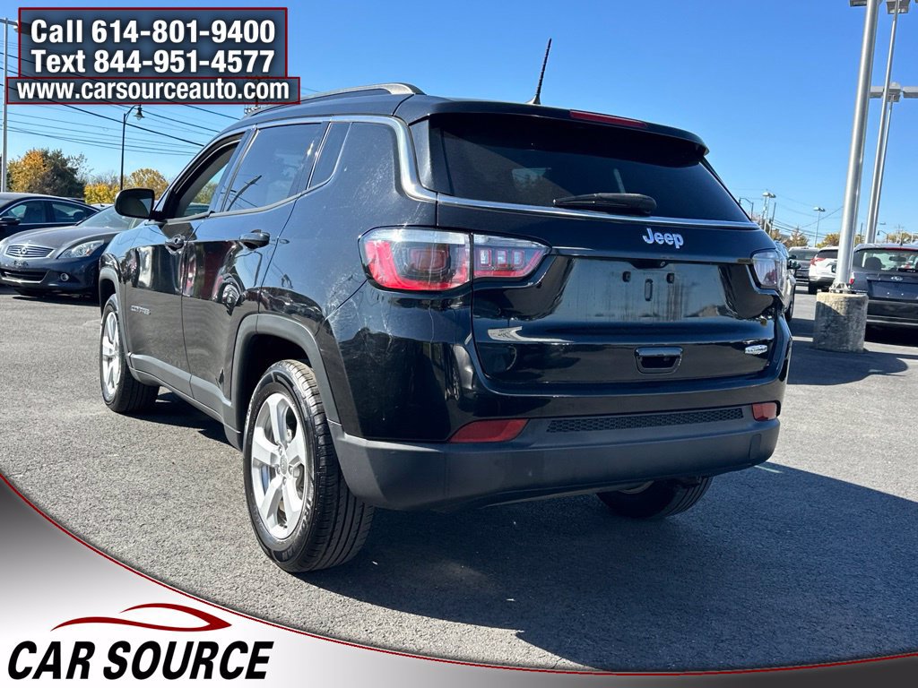 Used 2018 Jeep Compass Latitude w/ Popular Equipment Group FWD image 4