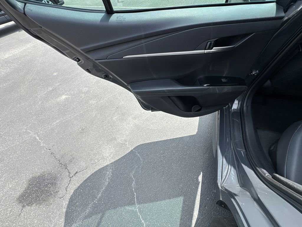 Certified 2025 Toyota Camry SE FWD image 21