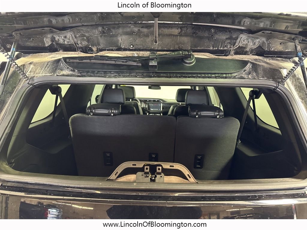 Used 2024 GMC Yukon XL Denali image 65