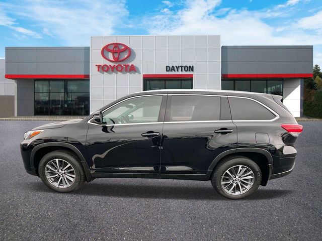 Used 2019 Toyota Highlander XLE AWD/4WD image 6