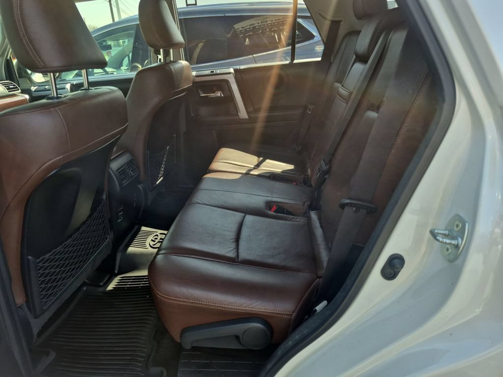 Used 2019 Toyota 4Runner Limited AWD/4WD image 28