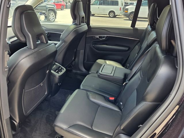 Used 2020 Volvo XC90 T5 Momentum w/ Protection Package FWD image 9