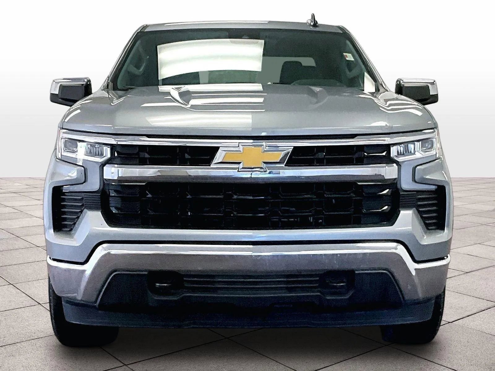 Used 2024 Chevrolet Silverado 1500 LT image 3