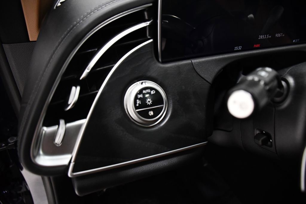 Certified 2026 Mercedes-Benz E 350 4MATIC Sedan image 11