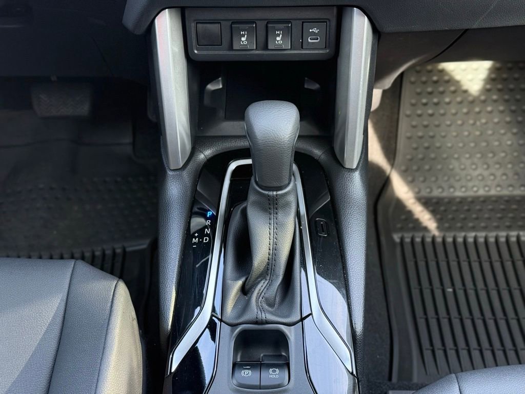 Certified 2024 Toyota Corolla Cross XLE w/ Convenience Package image 27