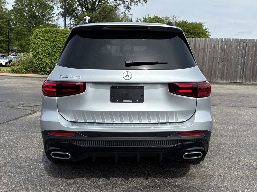 Certified 2025 Mercedes-Benz GLB 250 GLB 250 image 4
