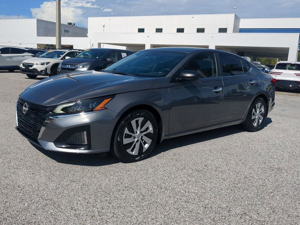 Certified 2024 Nissan Altima 2.5 S image 2