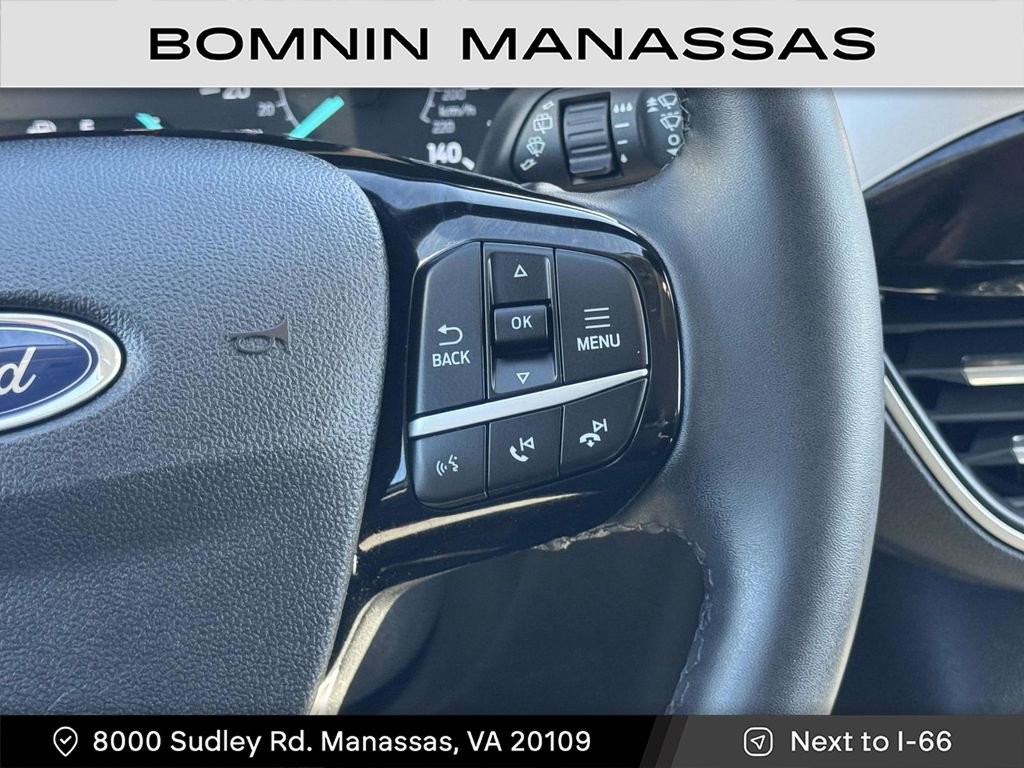 Used 2022 Ford Escape SE w/ SE Sport Appearance Package image 26