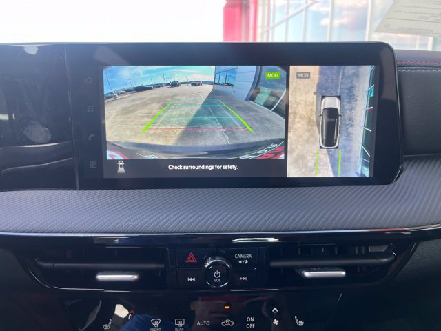 New 2027 Nissan Kicks SR w/ Cold Weather Package FWD image 14