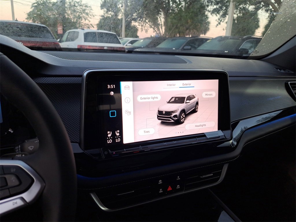 New 2026 Volkswagen Atlas Cross Sport SEL R-Line image 9