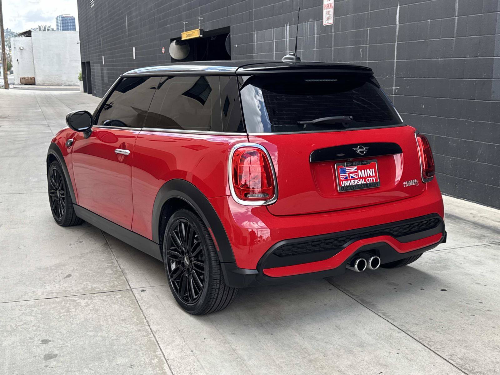 Used 2024 MINI Cooper S FWD image 3