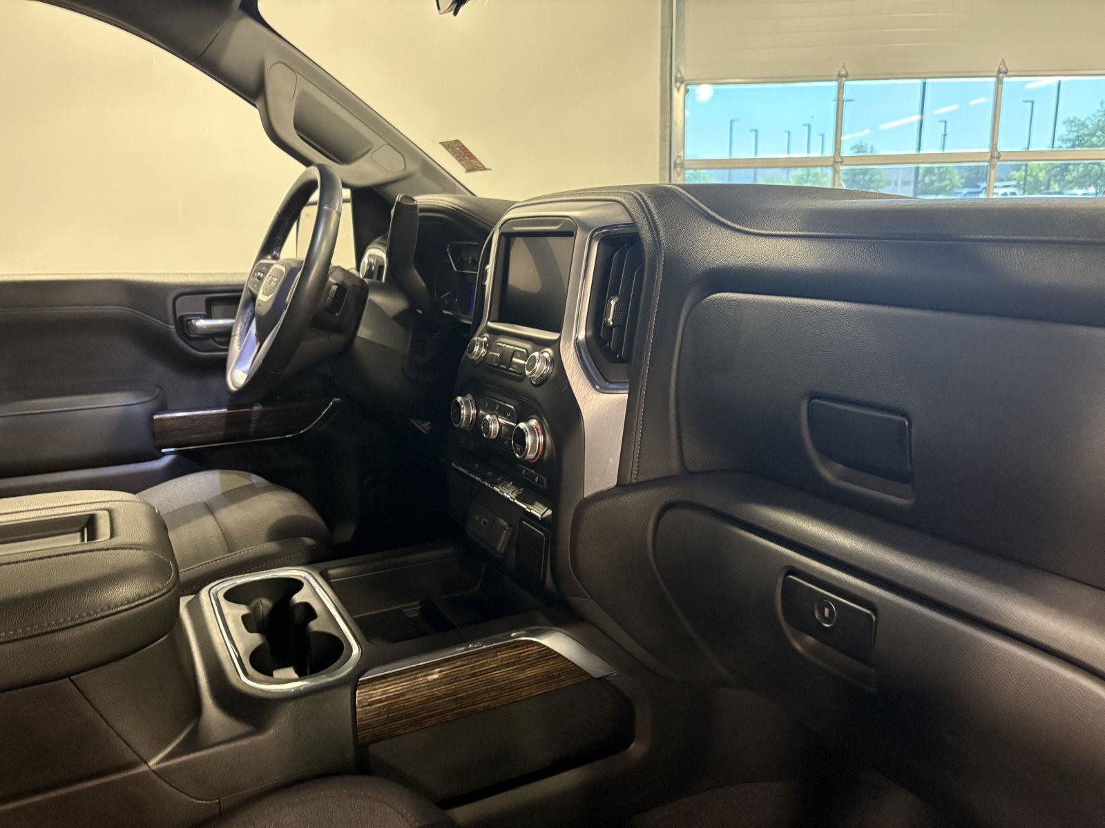 Used 2022 GMC Sierra 1500 Elevation w/ Driver Alert Package I AWD/4WD image 45