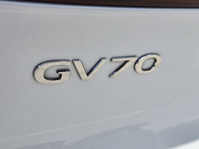Used 2023 Genesis GV70 2.5T w/ Select Package AWD/4WD image 14