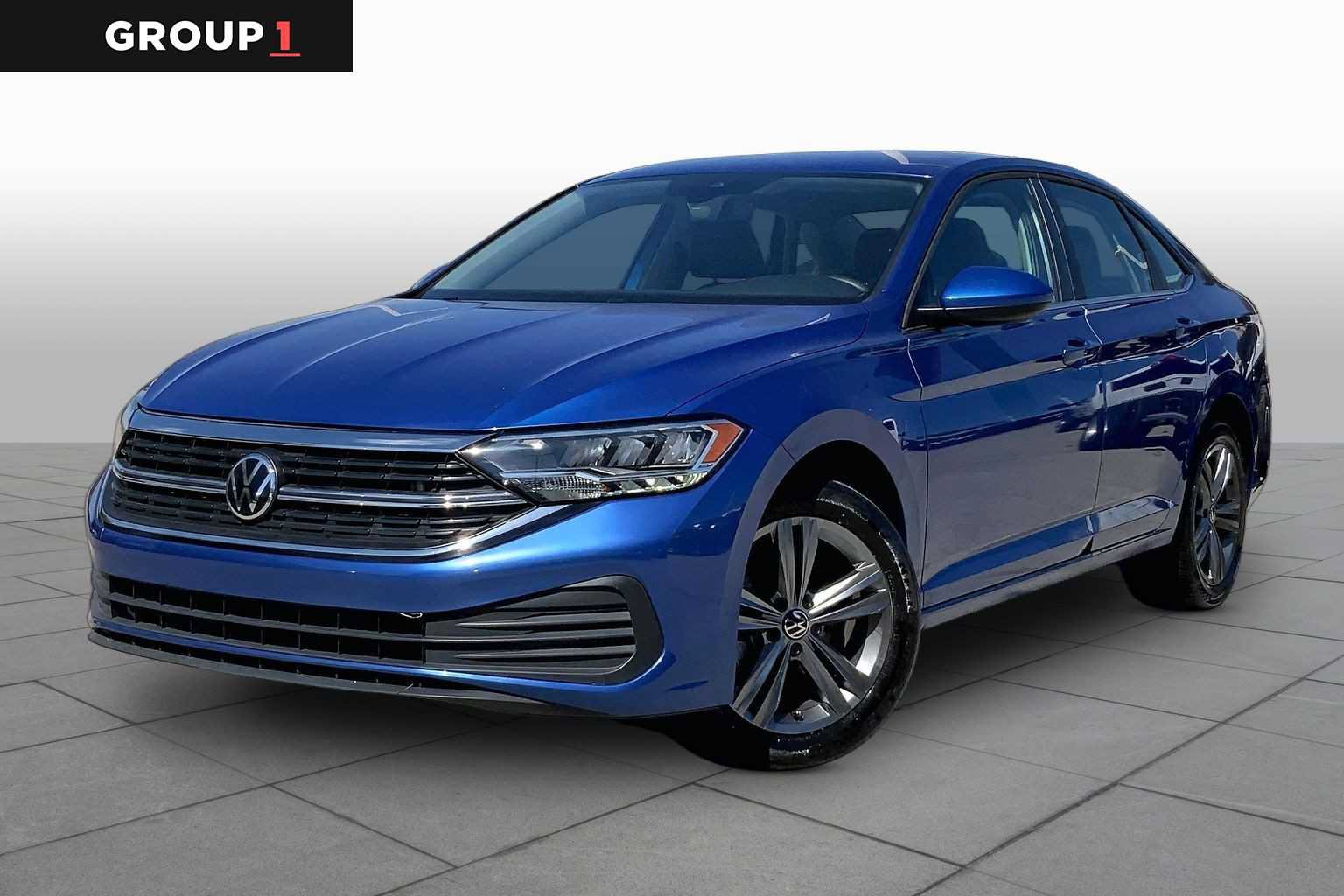 Used 2024 Volkswagen Jetta SE FWD image 1