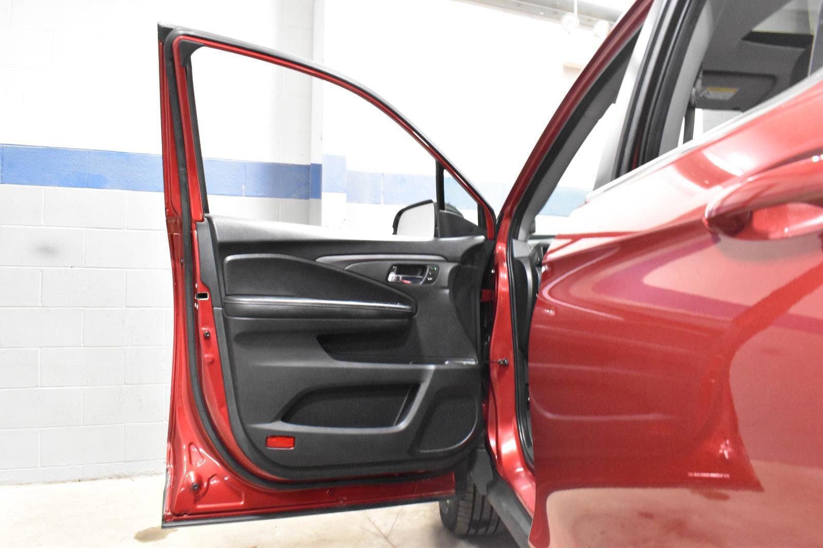 Used 2023 Honda Ridgeline RTL image 10