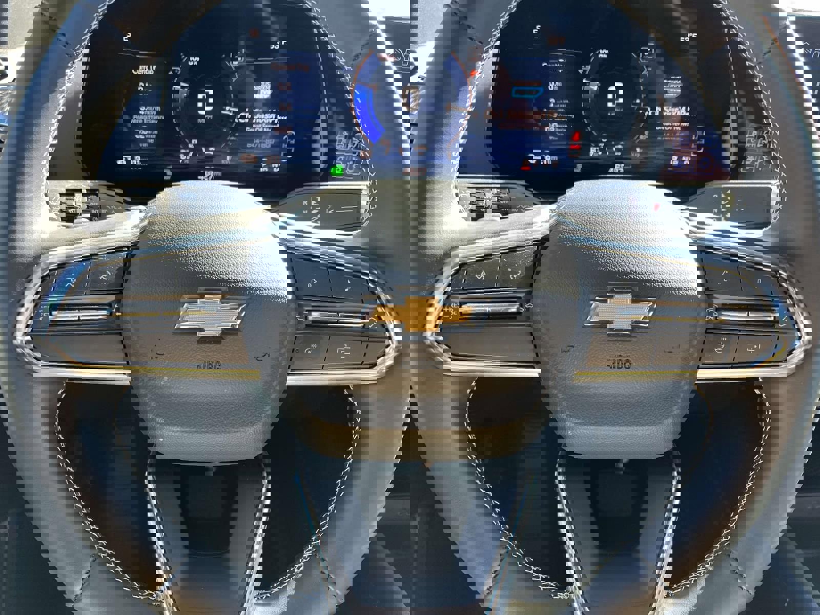 Used 2025 Chevrolet Blazer EV LT image 18