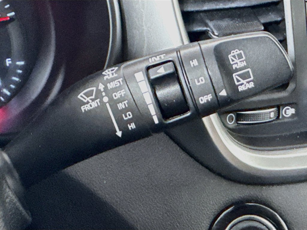 Used 2019 Kia Sorento EX FWD image 13