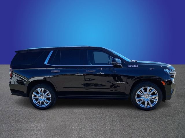 Used 2024 Chevrolet Tahoe High Country AWD/4WD image 3