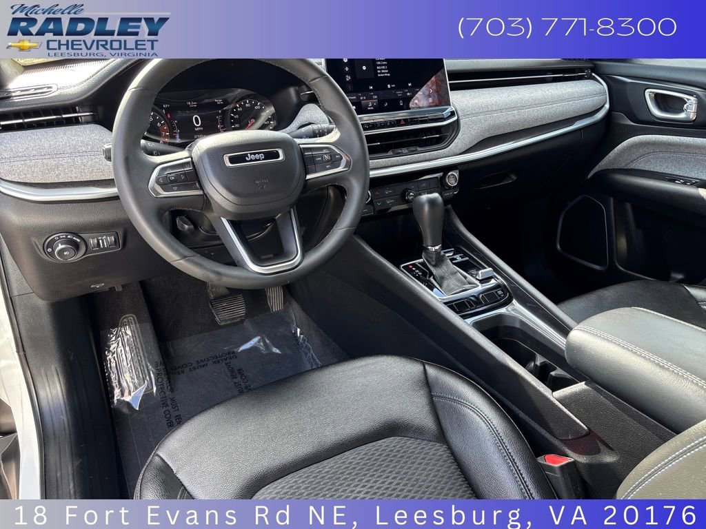 Used 2024 Jeep Compass Latitude image 15