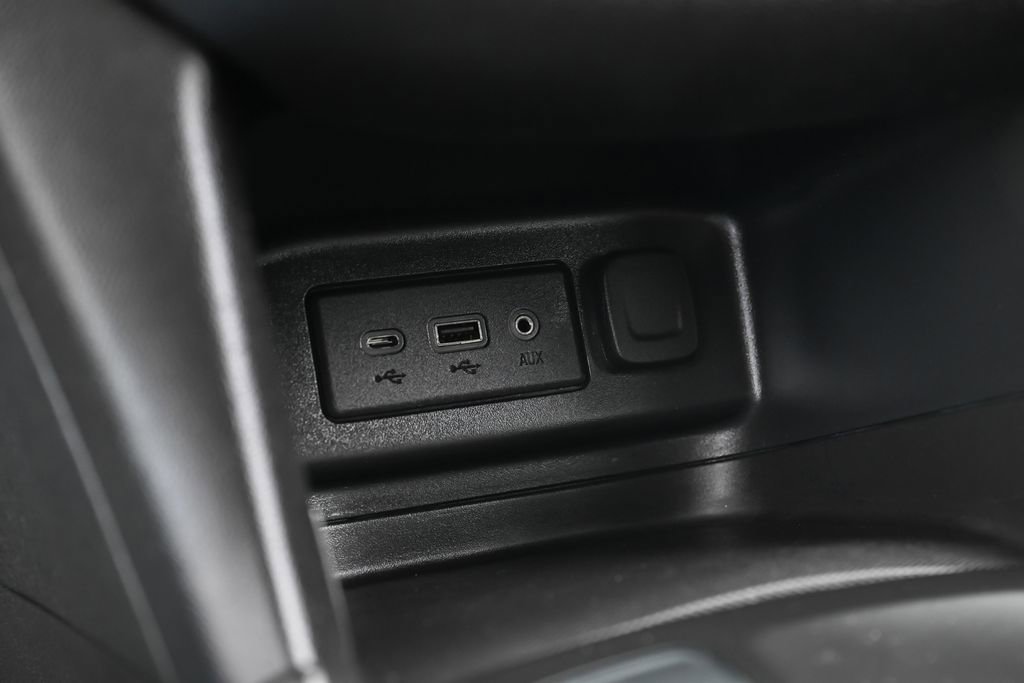 Used 2020 Chevrolet Equinox LT FWD image 28