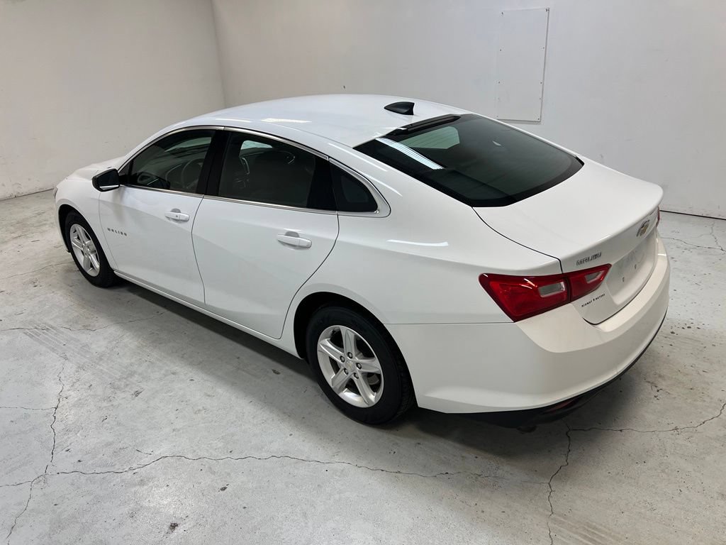 Used 2023 Chevrolet Malibu LS FWD image 5