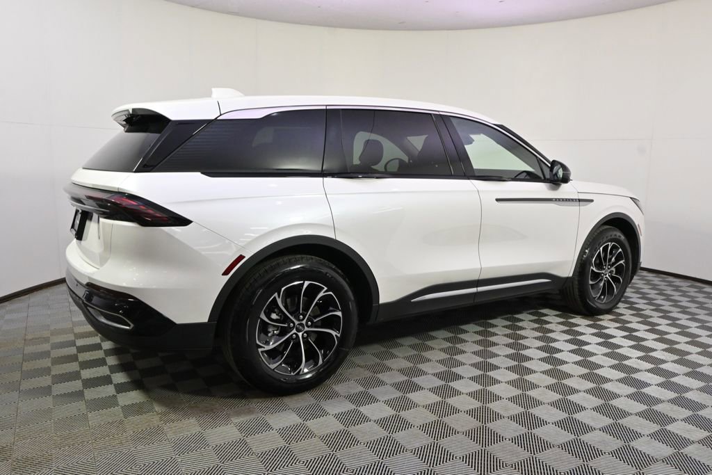 New 2026 Lincoln Nautilus Premier w/ Equipment Group 102A image 7