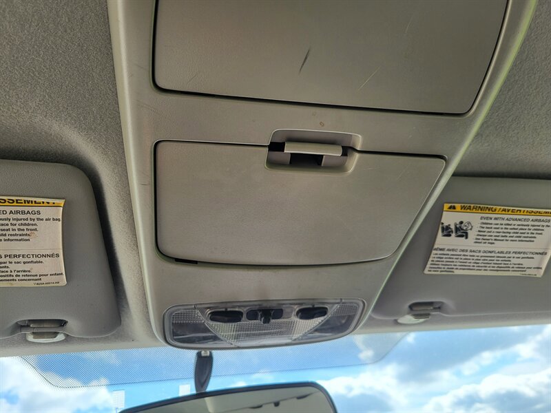 Used 2005 Ford Focus SE image 22