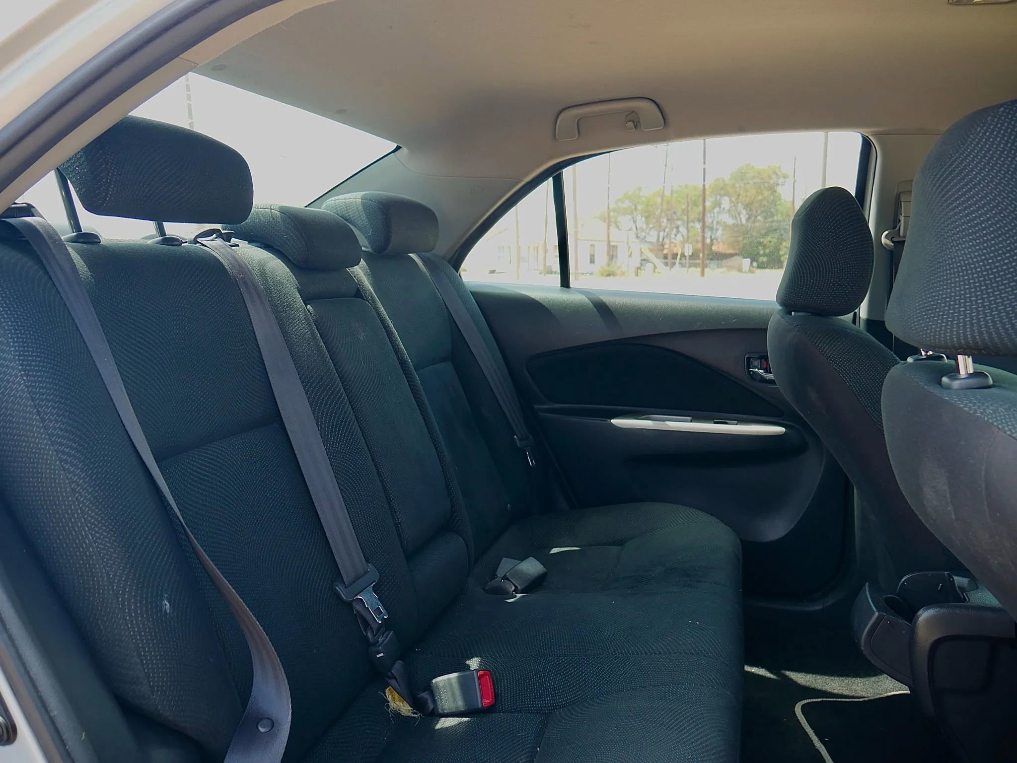 Used 2010 Toyota Yaris Sedan FWD image 20