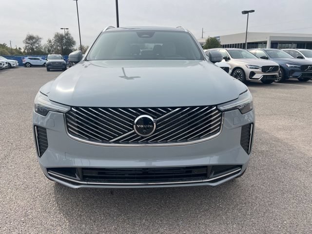 New 2026 Volvo XC90 T8 Plus w/ Protection Package Premier AWD/4WD image 9