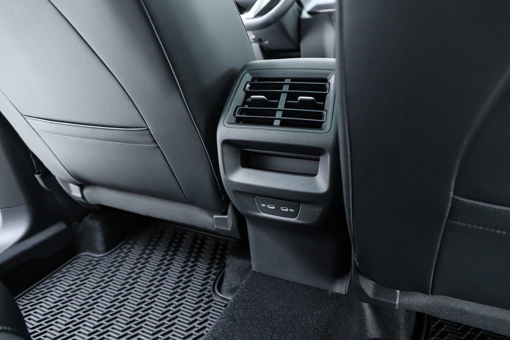 New 2026 Volkswagen Tiguan SE image 78