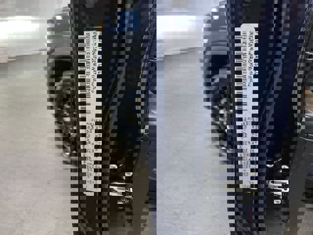 Used 2024 Jeep Compass Latitude w/ Altitude Special Edition image 33