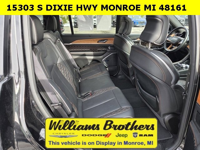 Used 2023 Jeep Grand Cherokee L Summit image 13