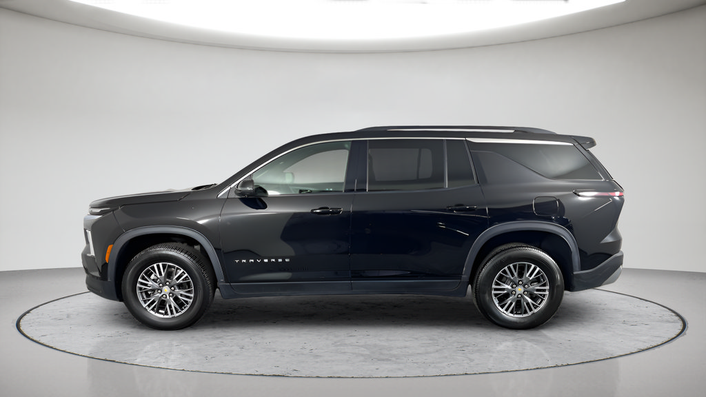 Used 2024 Chevrolet Traverse LT AWD/4WD image 6