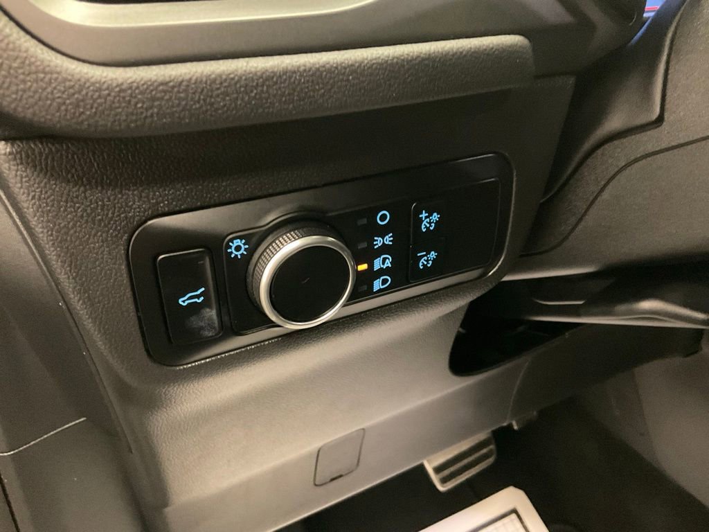 Used 2024 Ford Escape ST-Line w/ Tech Pack #1 FWD image 18