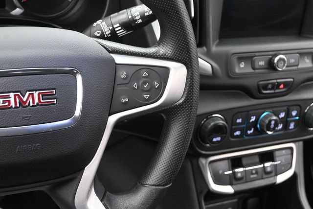 Used 2022 GMC Terrain SLE w/ Driver Convenience Package FWD image 23
