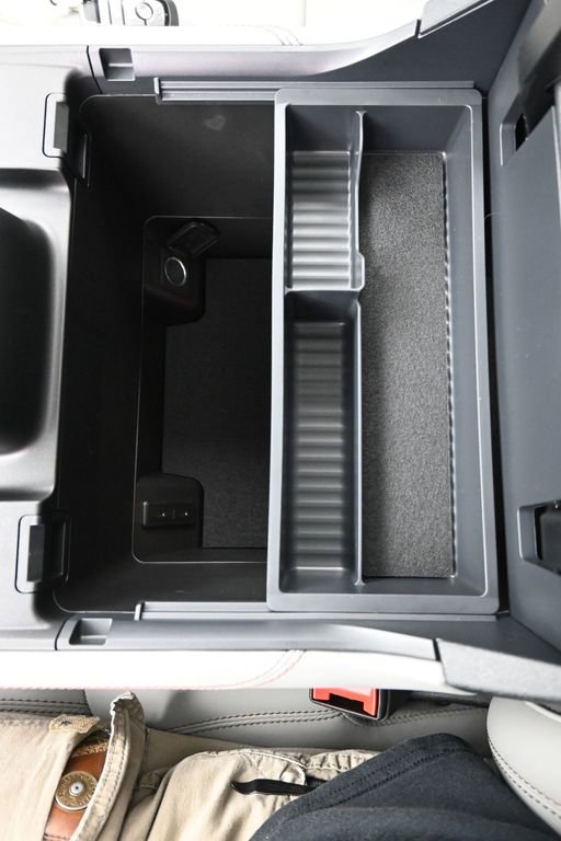 New 2025 Ford Expedition Active image 36