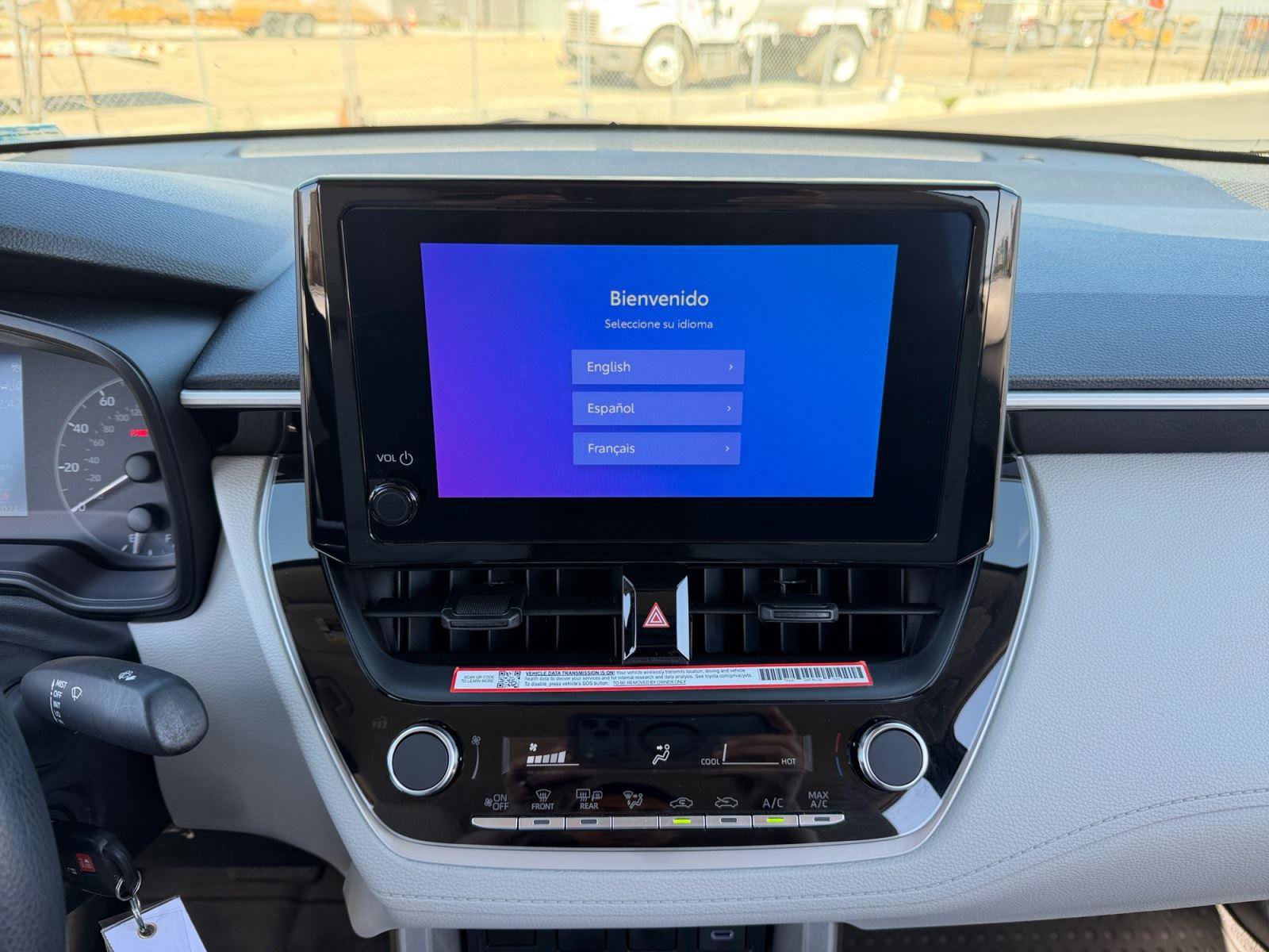 Used 2024 Toyota Corolla Cross L image 6