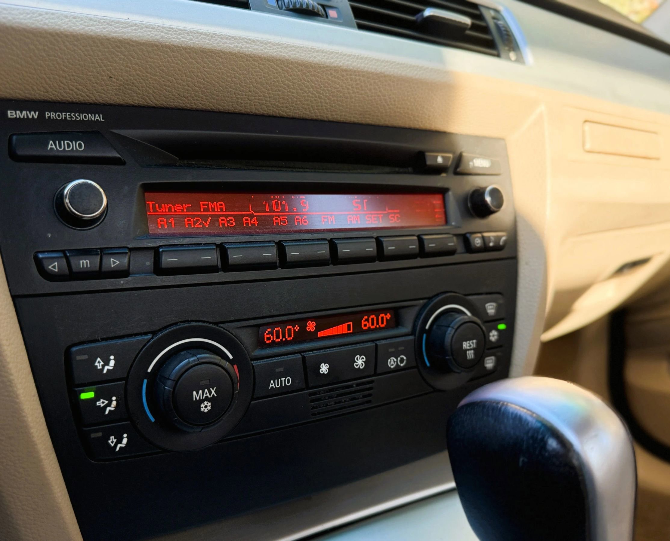 Used 2006 BMW 330i 330i Sedan 4D image 39