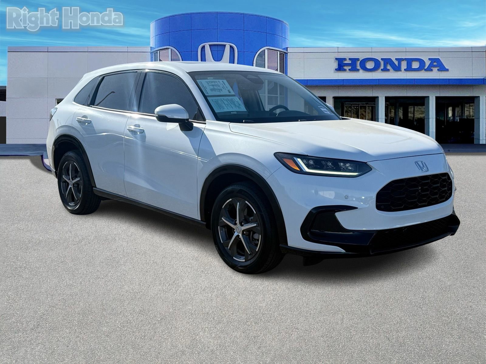 Used 2023 Honda HR-V EX-L image 10