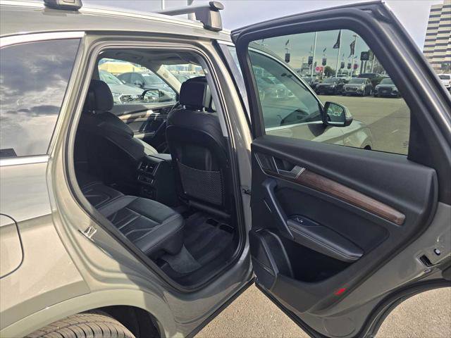 Used 2025 Audi Q5 2.0T Premium Plus w/ Premium Plus Package image 14