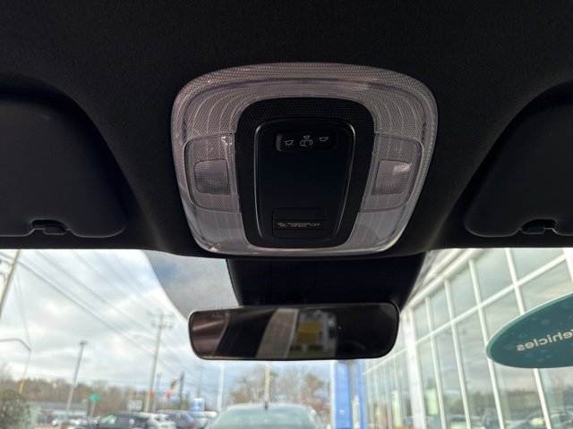 Certified 2025 Hyundai Elantra Sport image 45