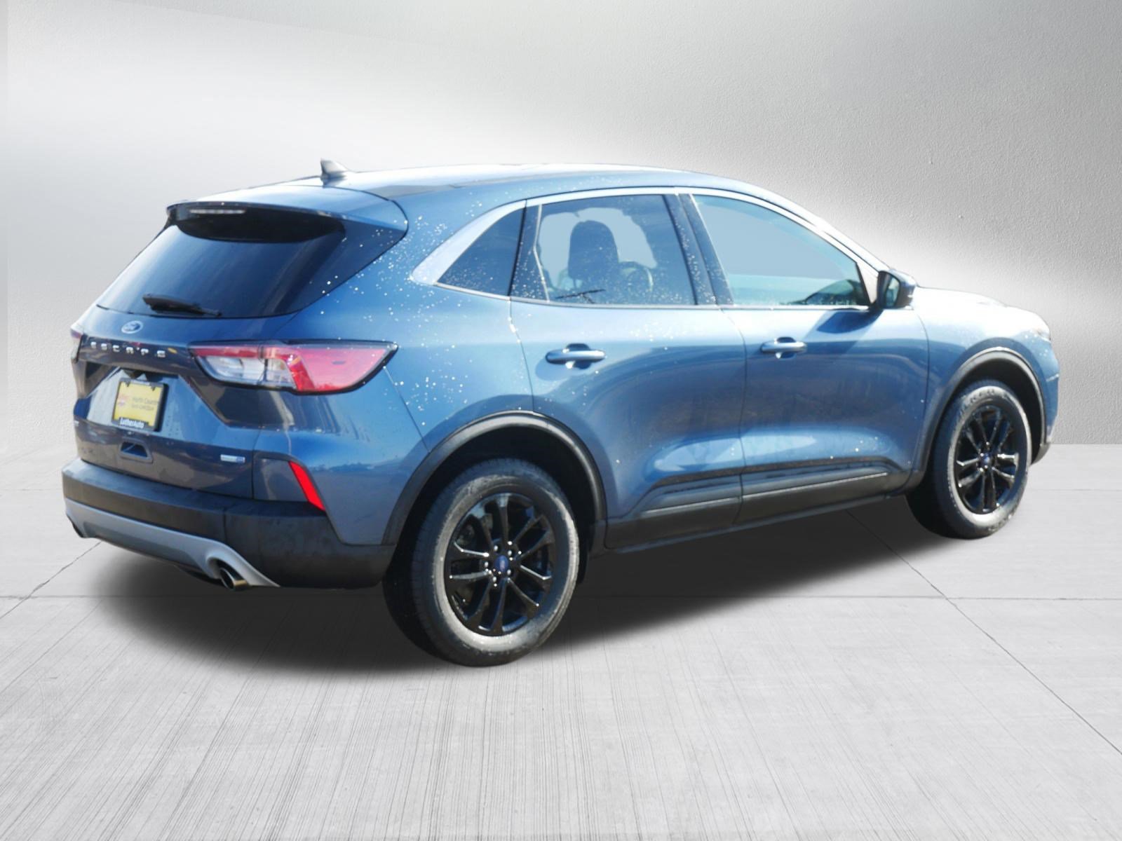 Certified 2020 Ford Escape SE image 7