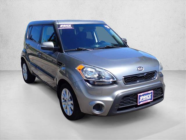 Used 2013 Kia Soul + FWD image 6