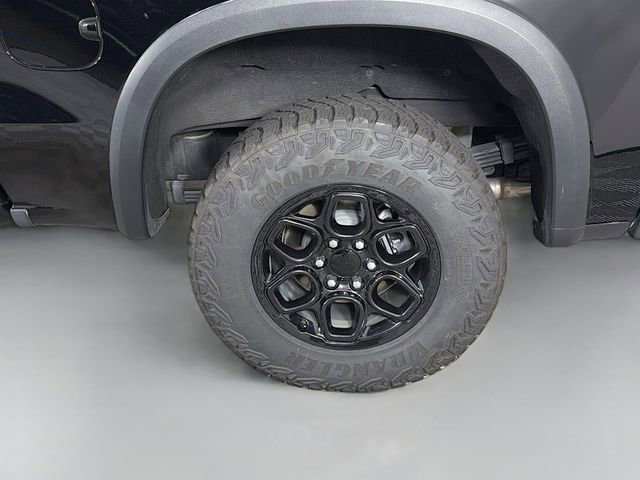 Used 2024 Chevrolet Silverado 1500 ZR2 w/ ZR2 Bison Edition AWD/4WD image 37