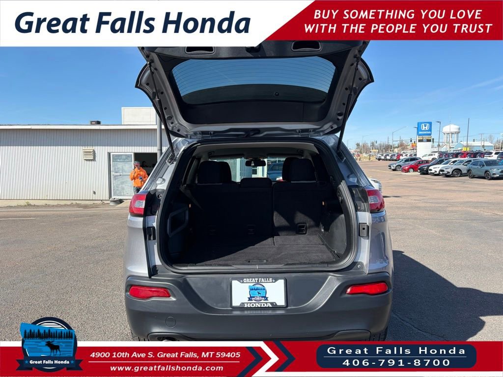 Used 2014 Jeep Cherokee Sport image 7