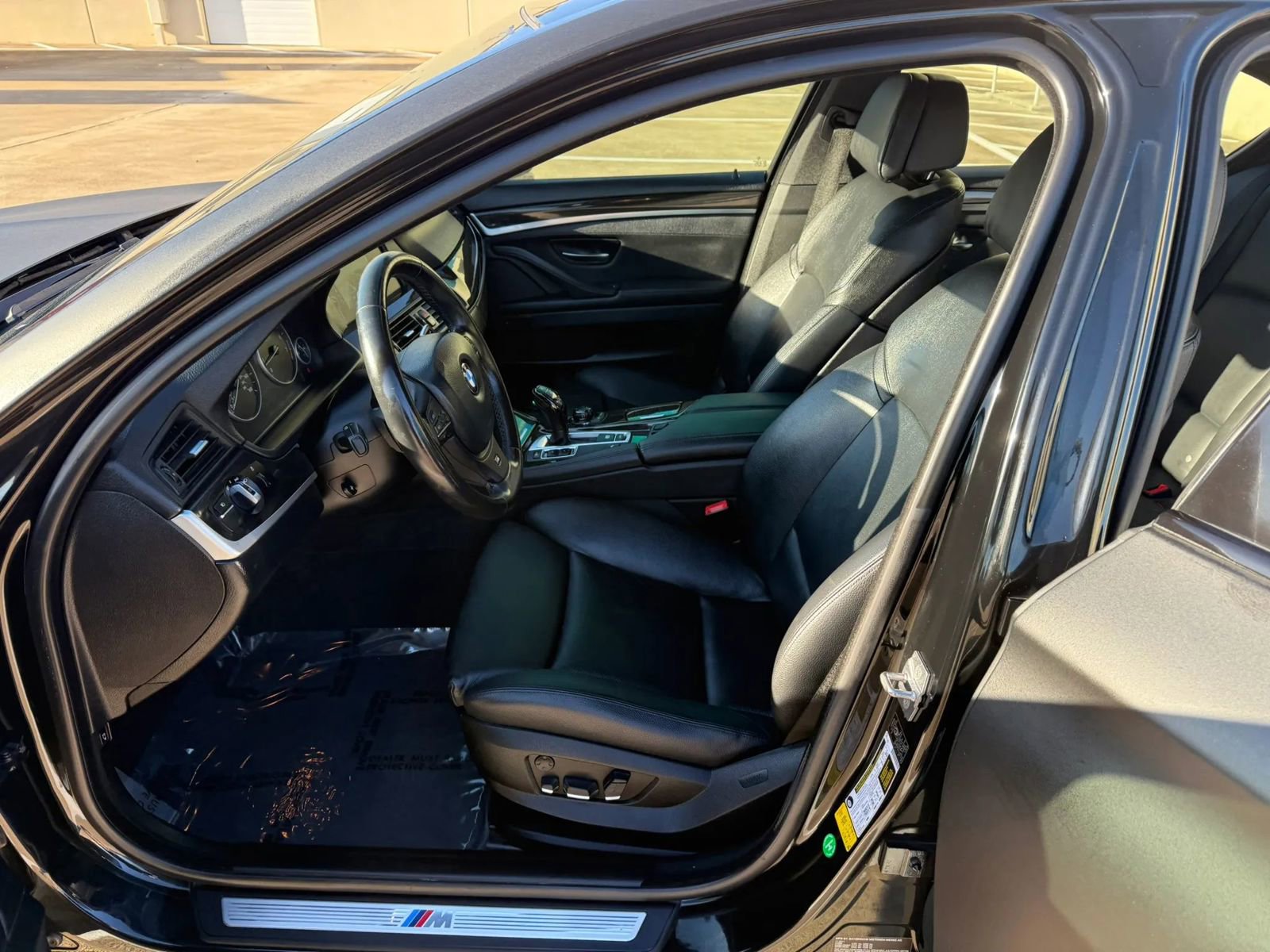 Used 2012 BMW 550i Sedan image 12